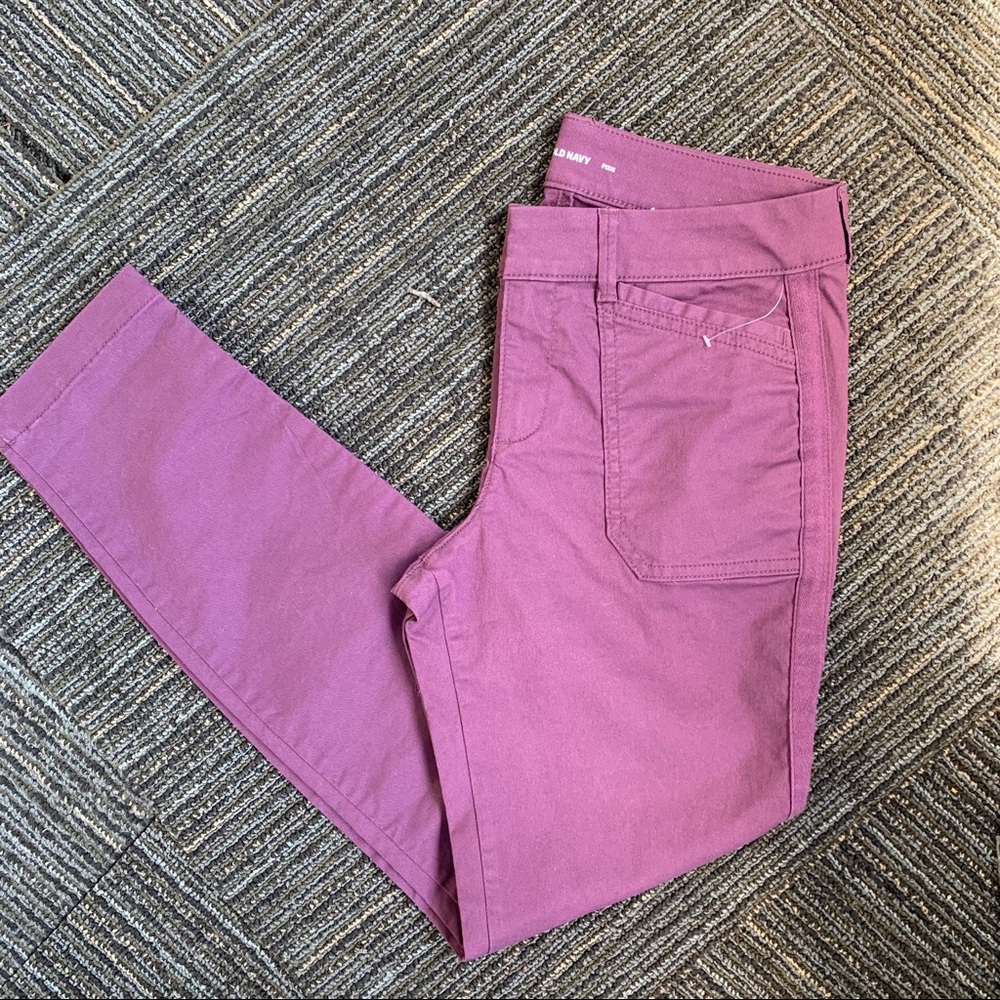 🍇Raspberry Purple Pixie Chinos🍇